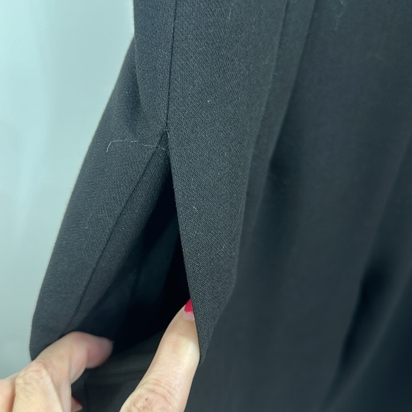 Gal Meets Glam Nadia Black jumpsuit faux pearl trim size 14. NWT - Picture 5 of 14